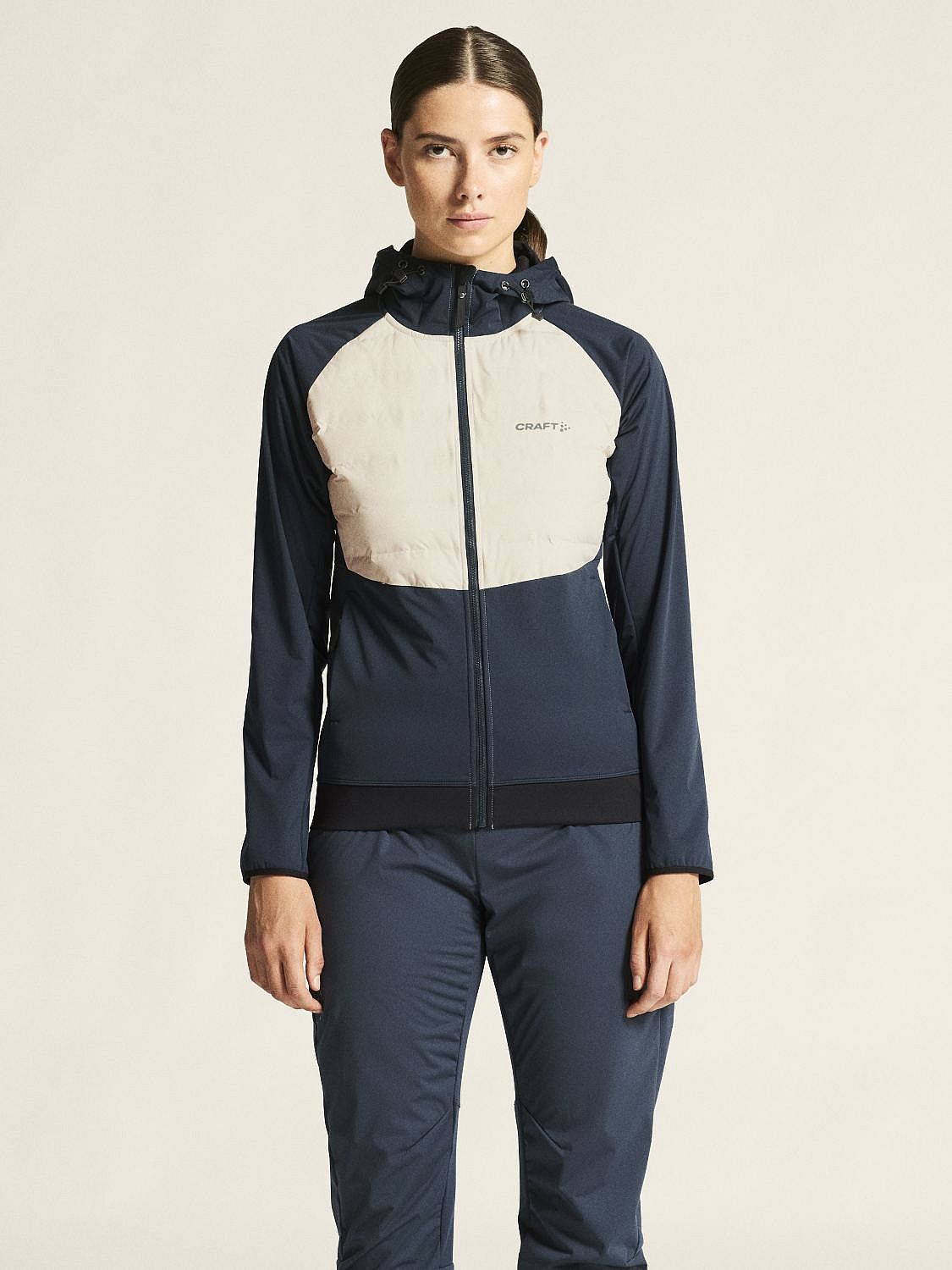121388-Craft-Advanced-Pursuit-Thermal-ski-jack-blauw-dames-afbeelding-4