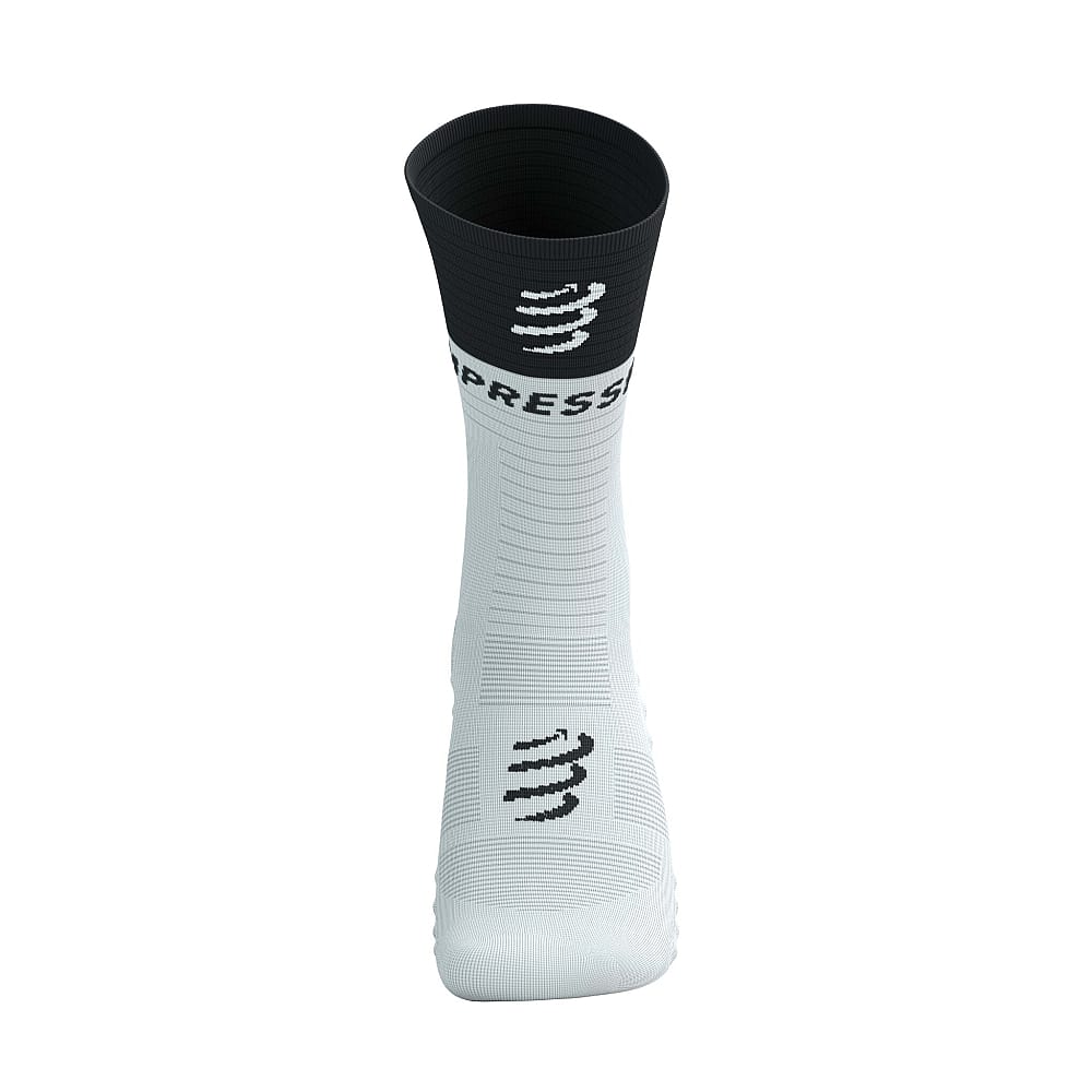 116060-Compressport-Mid-compression-socks-v2.0-witzwart-afbeelding-2