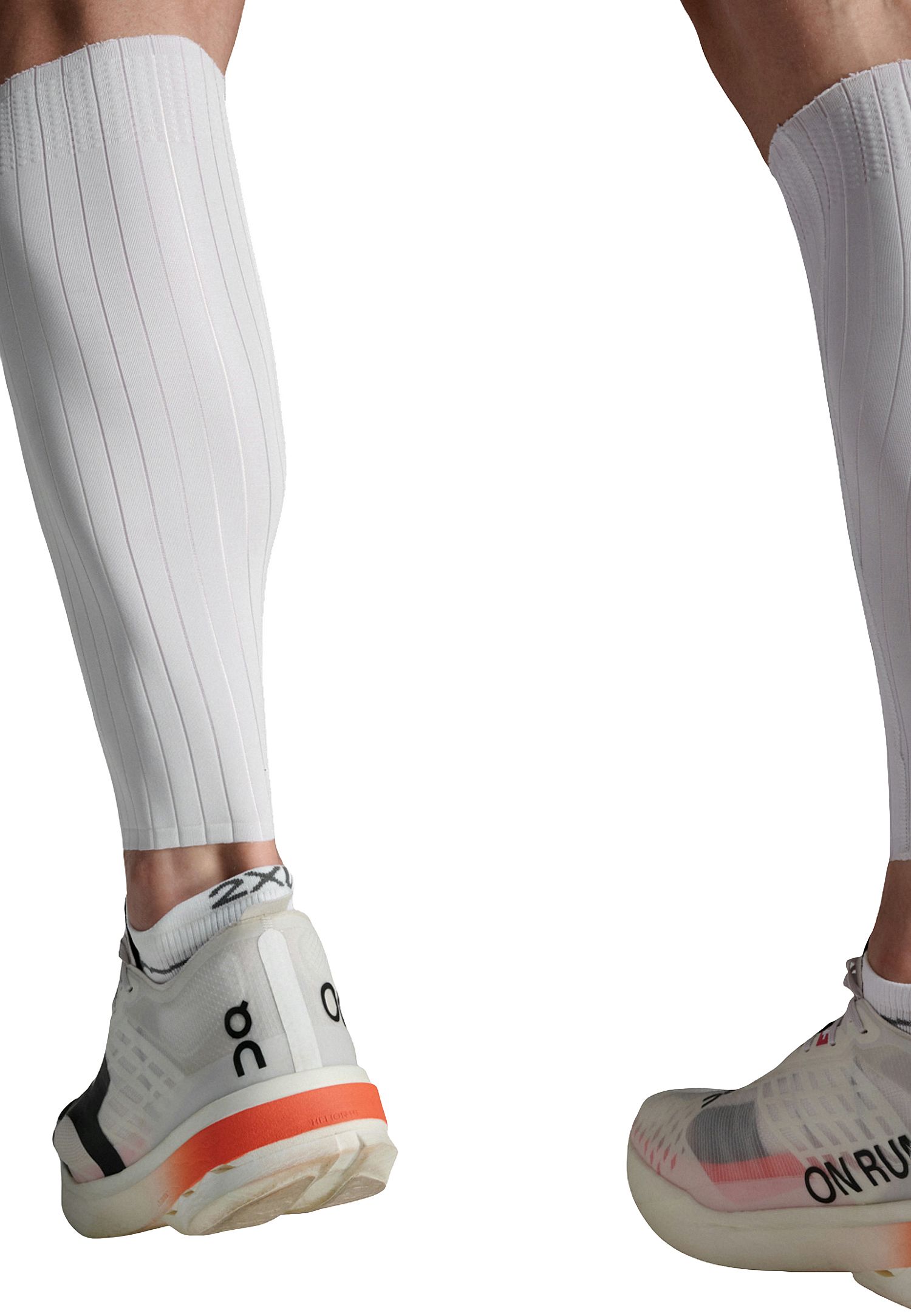 141872-2XU-Light-speed-aero-calf-guards-WhiteBlack-heren-afbeelding-2