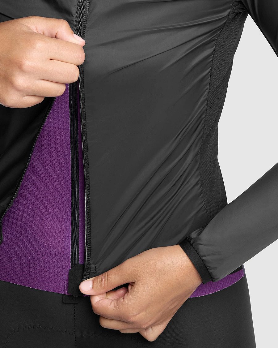 141695-Assos-UMA-GT-S11-wind-fietsjas-Black-Series-dames-afbeelding-7