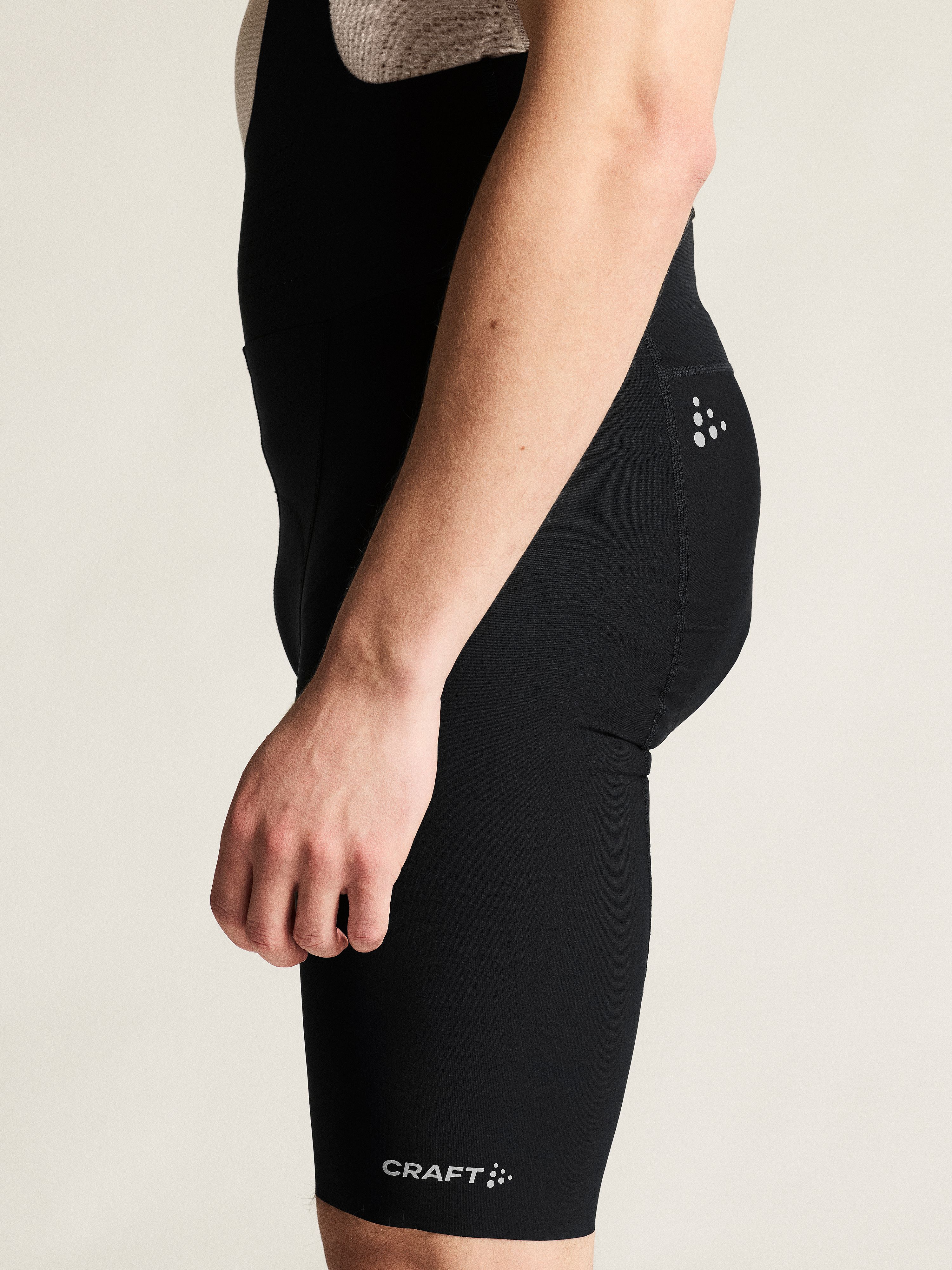 143143-Craft-endur-aero-c1-fietsbroek-kort-heren-black-afbeelding-8