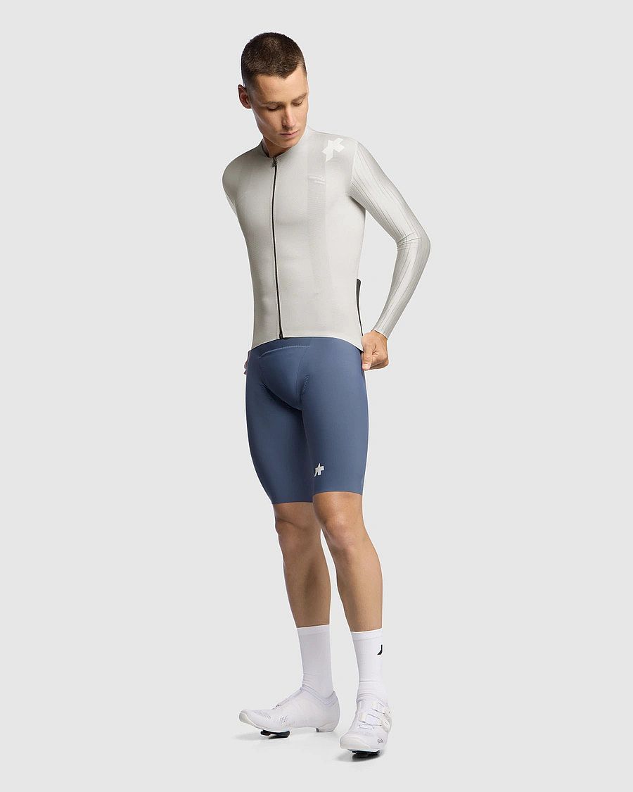 145748-Assos-Equipe-RS-S11-fietsshirt-Almond-Milk-heren-afbeelding-7