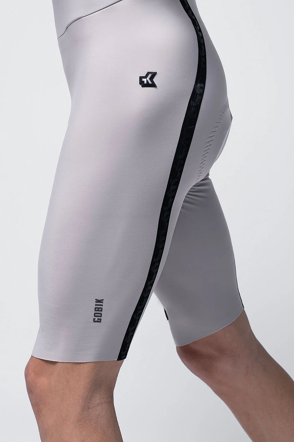 123227-Gobik-Artic-Stride-bibshort-zilvergrijs-heren-afbeelding-2