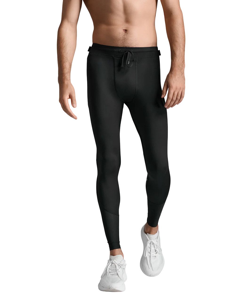 113645-2XU-Aero-Mesh-Compression-hardloopbroek-BlackSilver-Reflective-Heren-afbeelding-1