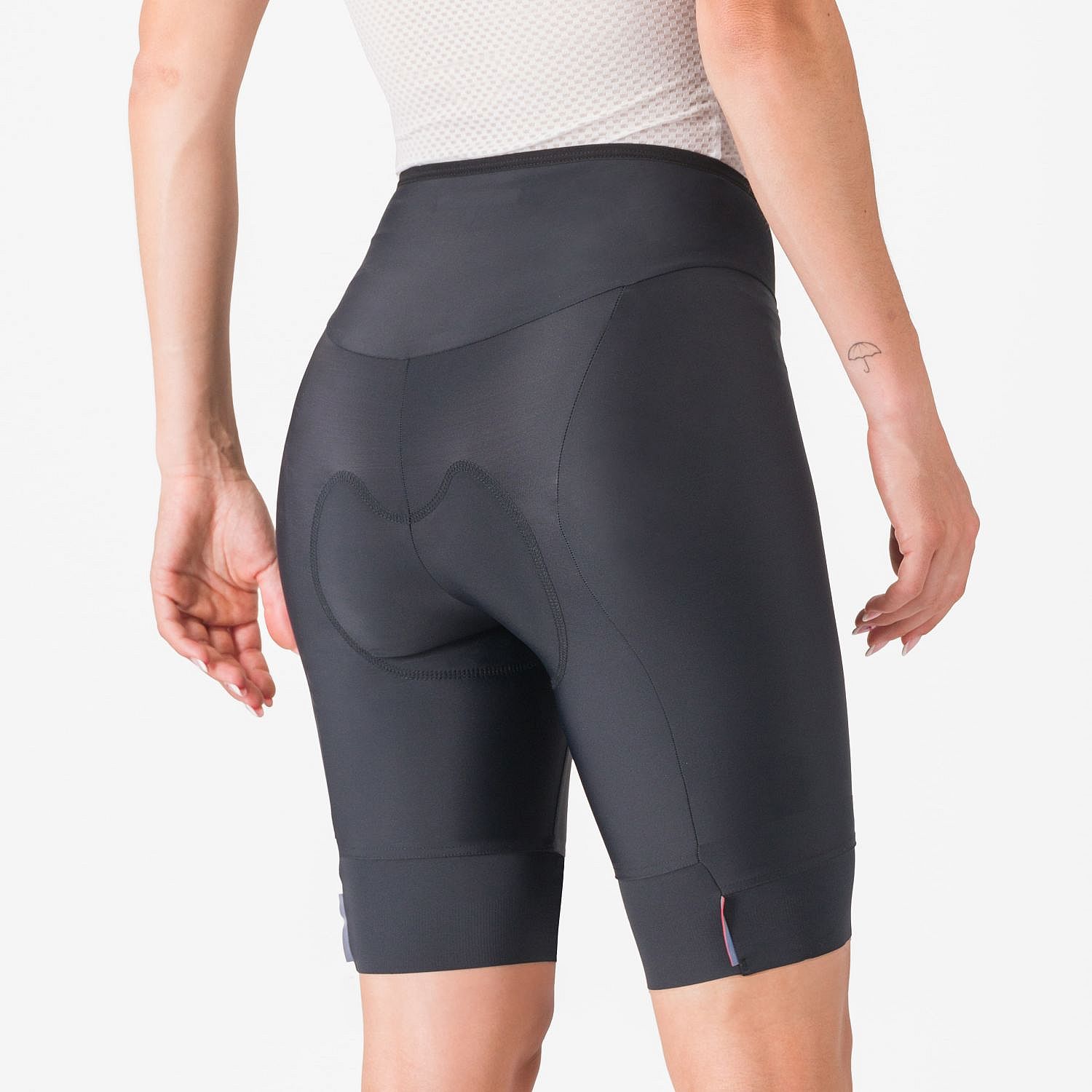 110651-Castelli-Prima-2-short-zwart-dames-afbeelding-3