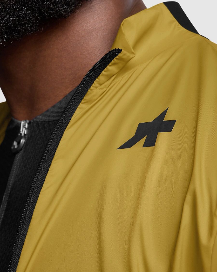 141666-Assos-Mille-GT-S11-wind-fietsjas-Golden-Yellow-heren-afbeelding-5
