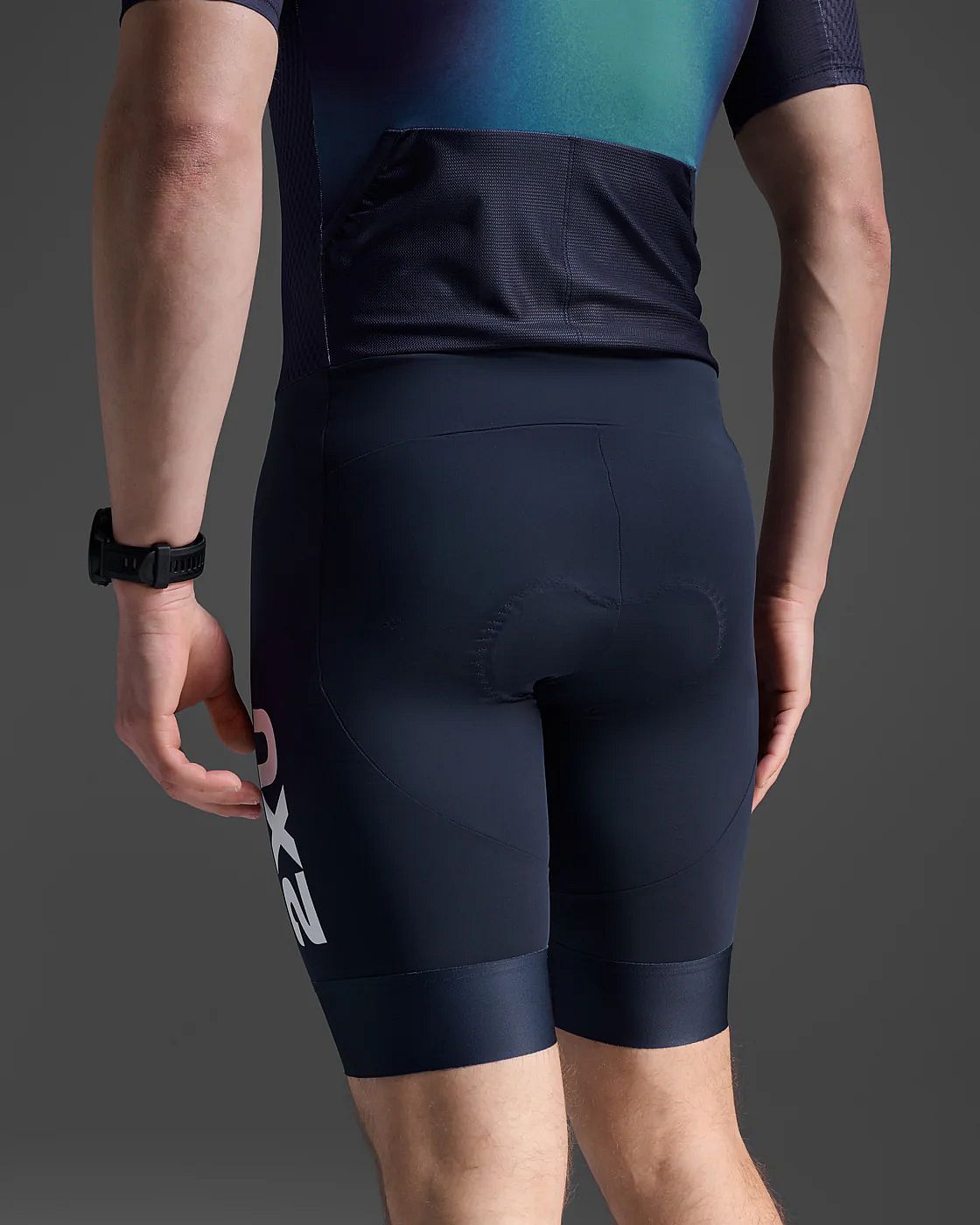 113330-2XU-Aero-Hex-Trisuit-korte-mouw-MidnightCool-Matcha-Heren-afbeelding-6