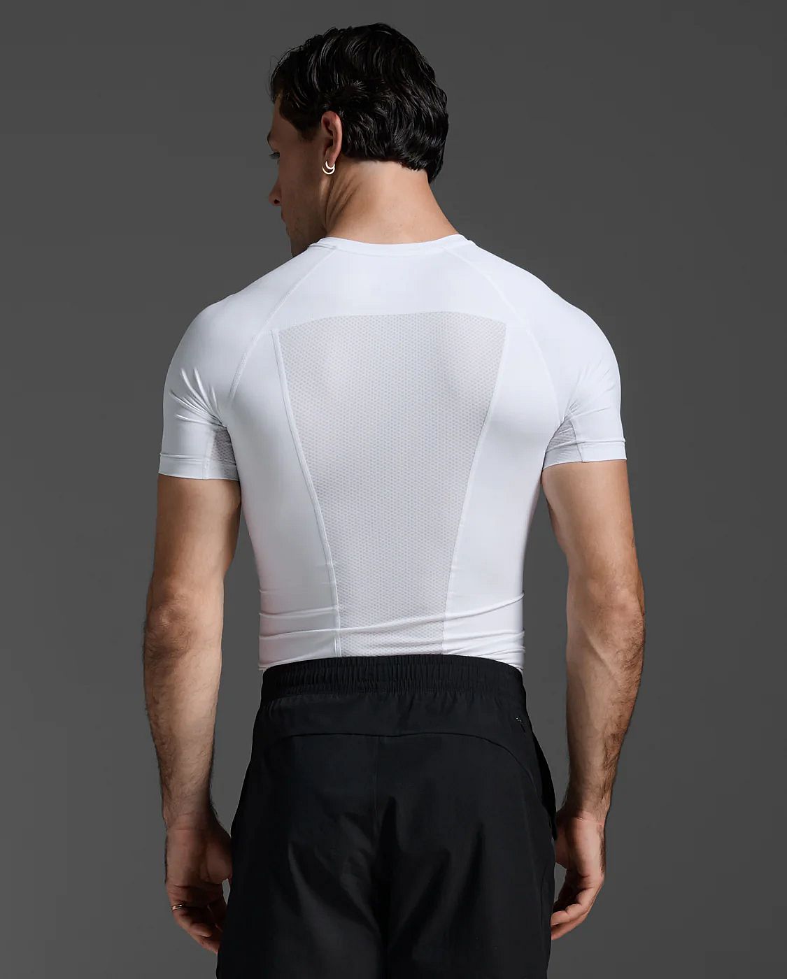 113444-2XU-Core-Compression-hardloopshirt-korte-mouw-WhiteNo-Logo-Heren-afbeelding-5