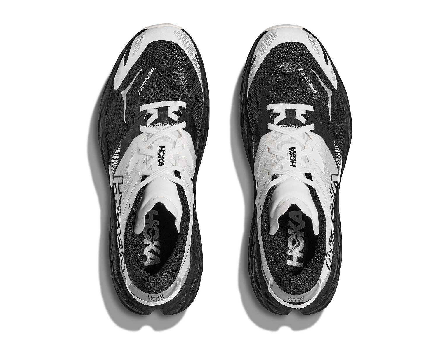 122979-Hoka-Speedgoat-7-hardloopschoenen-BlackWhite-heren-afbeelding-2