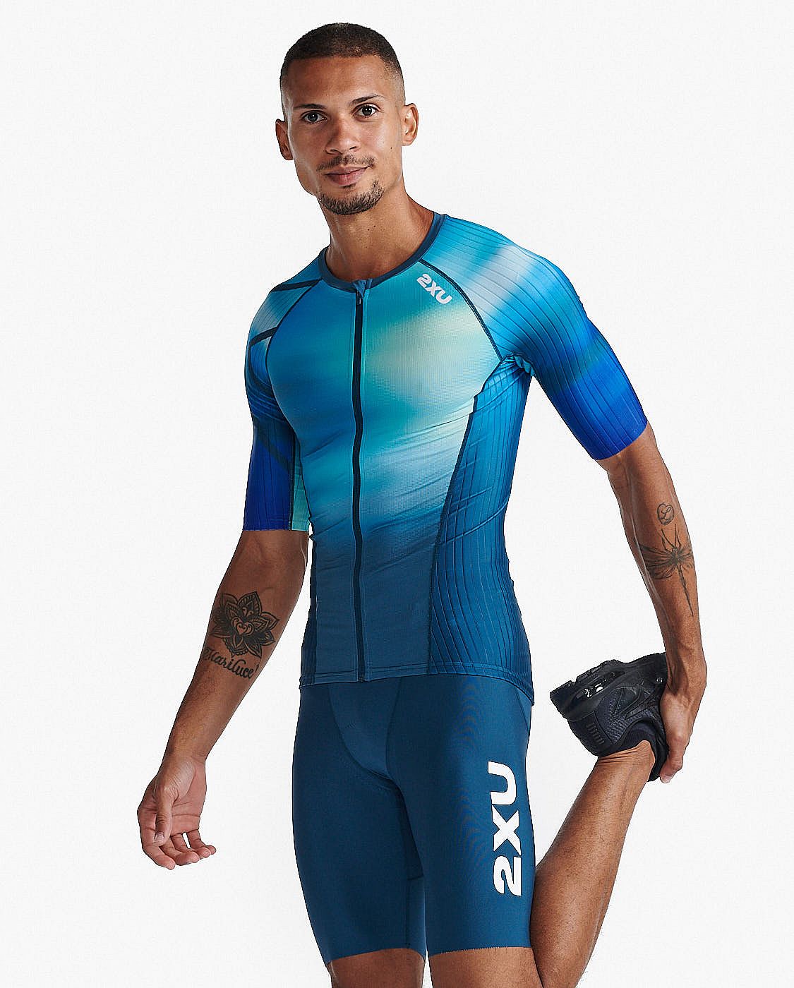 97895-2XU-Aero-tri-top-korte-mouw-blauw-heren-afbeelding-4