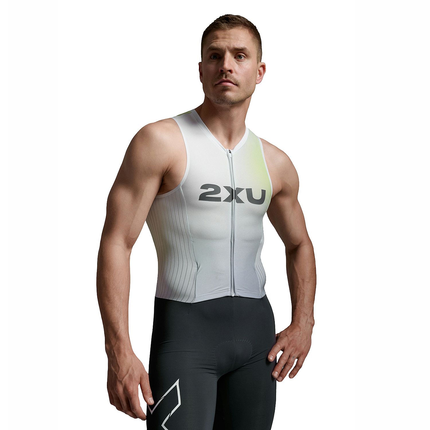141865-2XU-Light-speed-react-trisuit-korte-mouw-Cool-MatchaIndia-Ink-heren-afbeelding-4