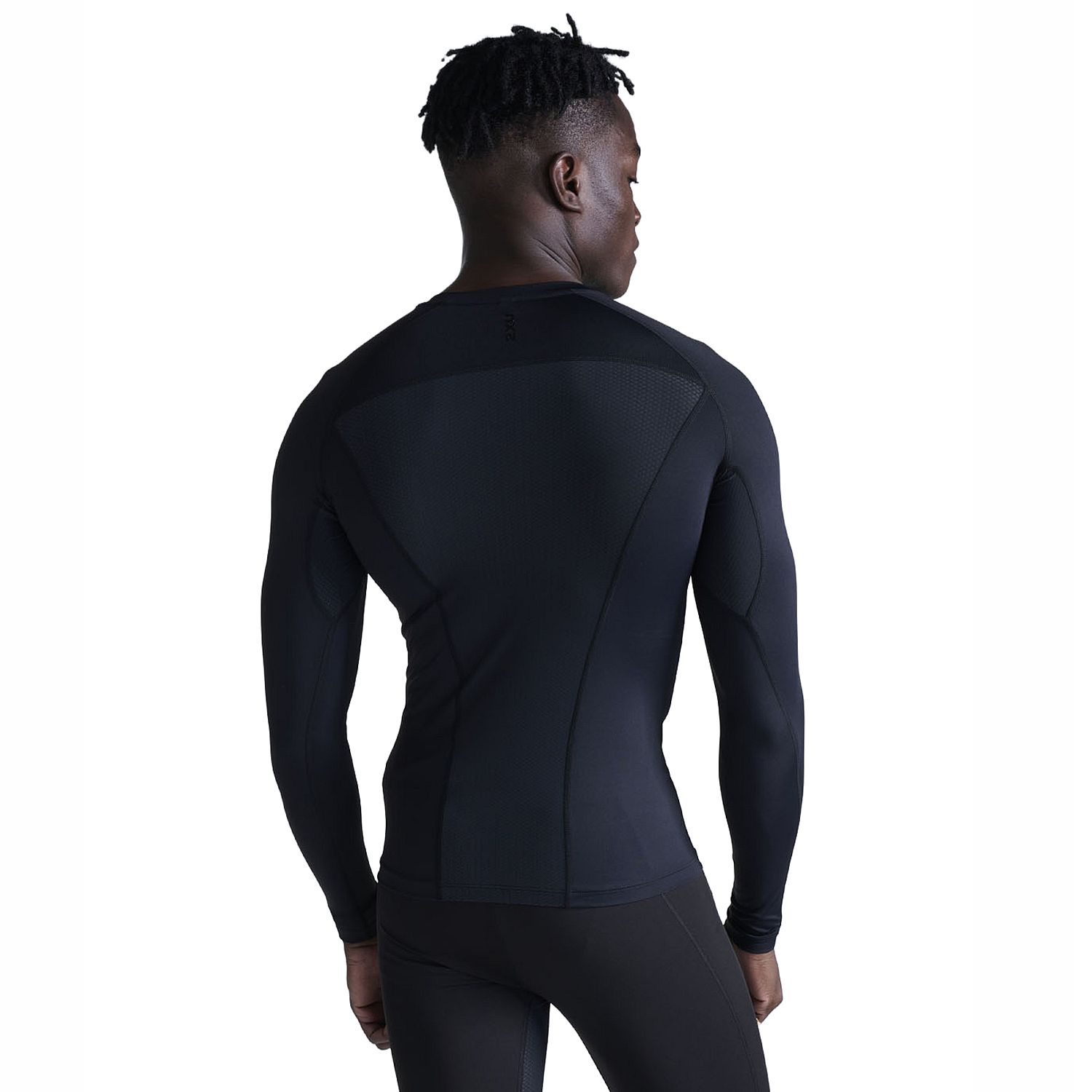 141783-2XU-Core-compression-hardloopshirt-lange-mouw-Black-heren-afbeelding-6