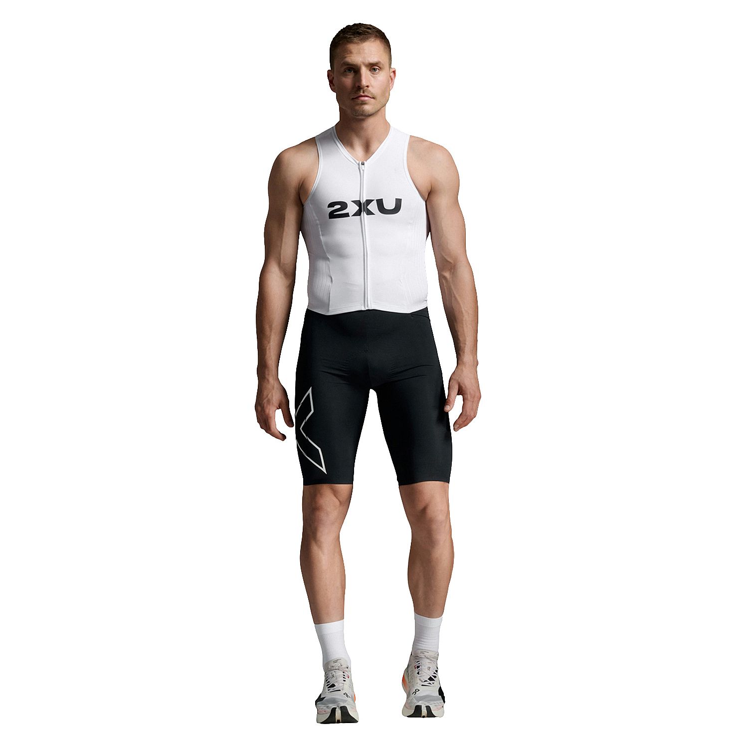 MT7645D-BLKWHT-2XU-Light-speed-react-trisuit-korte-mouw-BlackWhite-heren-afbeelding-1