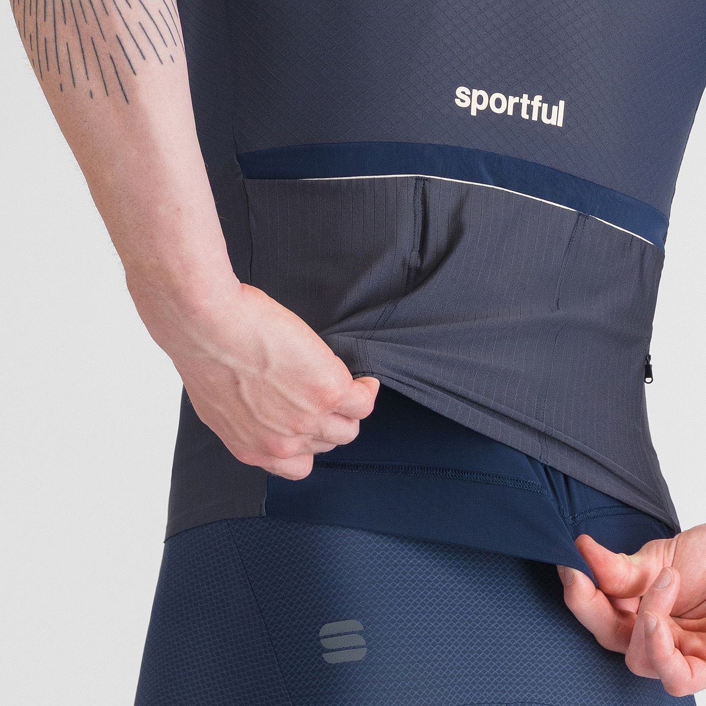 142119-Sportful-hyperepic-jersey-galaxy-blue-heren-afbeelding-5