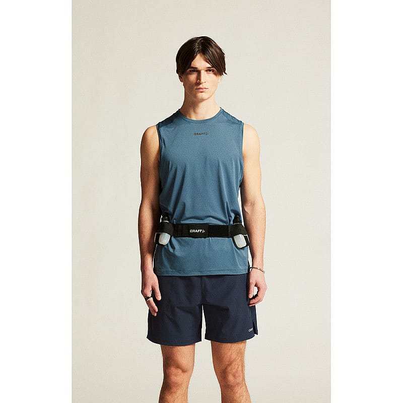 120131-Craft-ADV-Essence-2-hardloopshirt-mouwloos-blauw-heren-afbeelding-5
