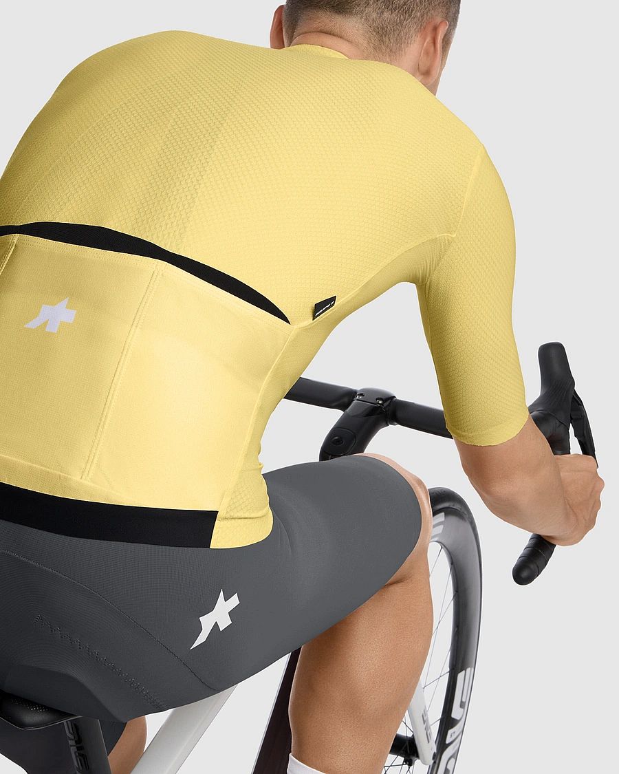 141190-Assos-Equipe-R-S11-fietsshirt-Mystic-Yellow-heren-afbeelding-4