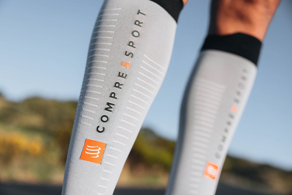 116029-Compressport-R2-3.0-grijs-afbeelding-6