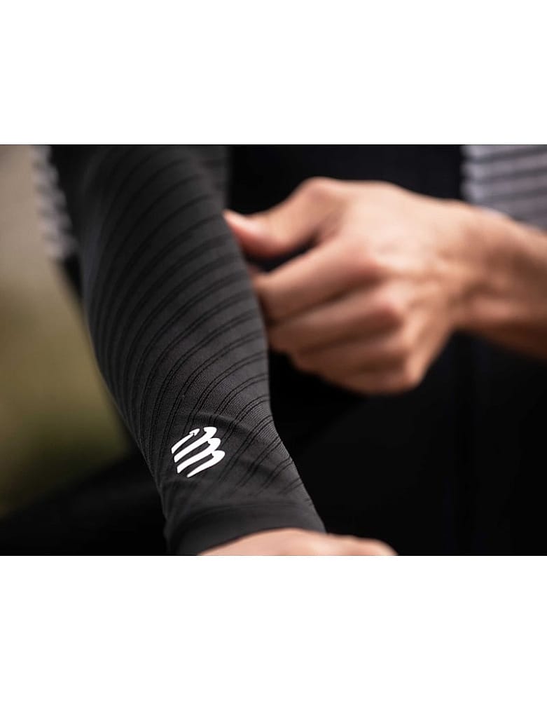 116155-Compressport-Armforce-Ultralight-Arm-Sleeves-zwart-afbeelding-3