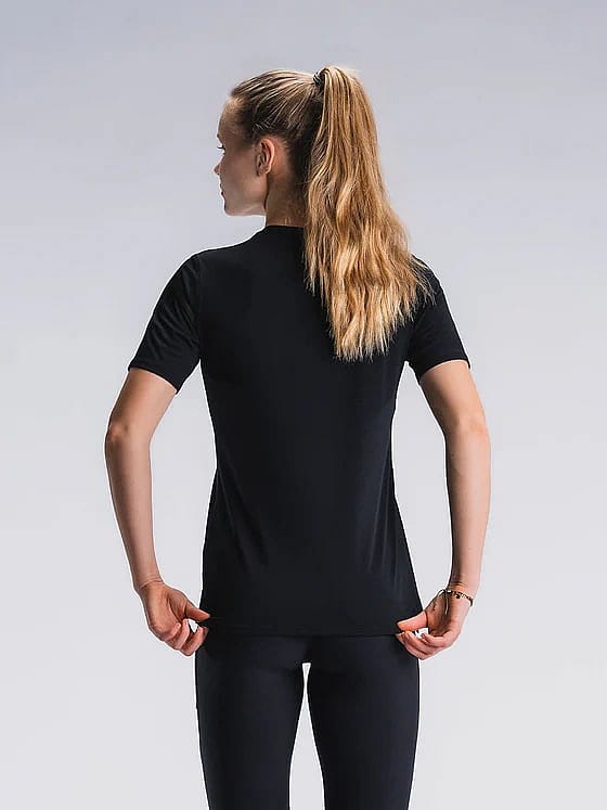 104827-Fusion-Nova-T-shirt-zwart-dames-afbeelding-2
