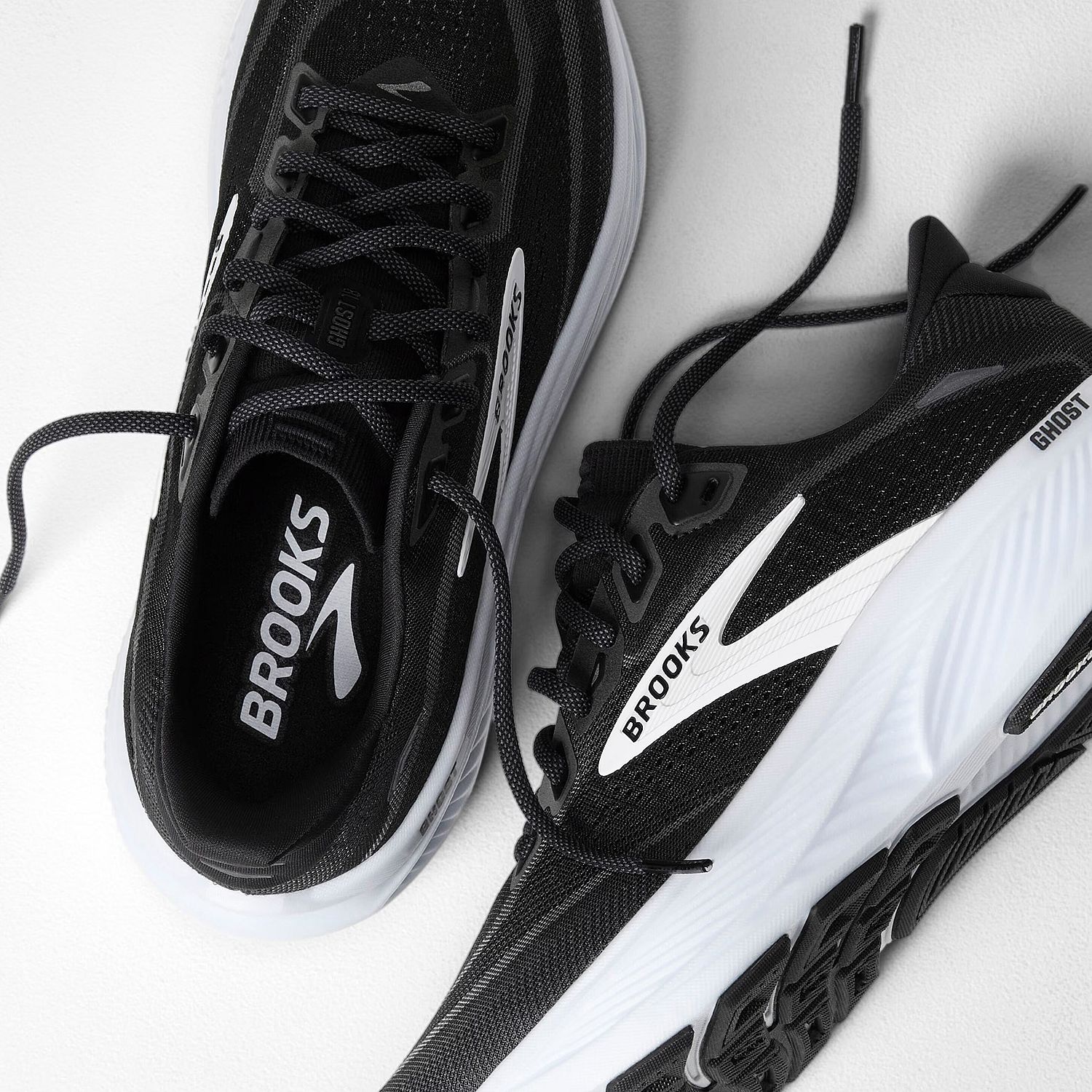 145211-Brooks-Ghost-18-hardloopschoenen-BlackGreyWhite-dames-afbeelding-2