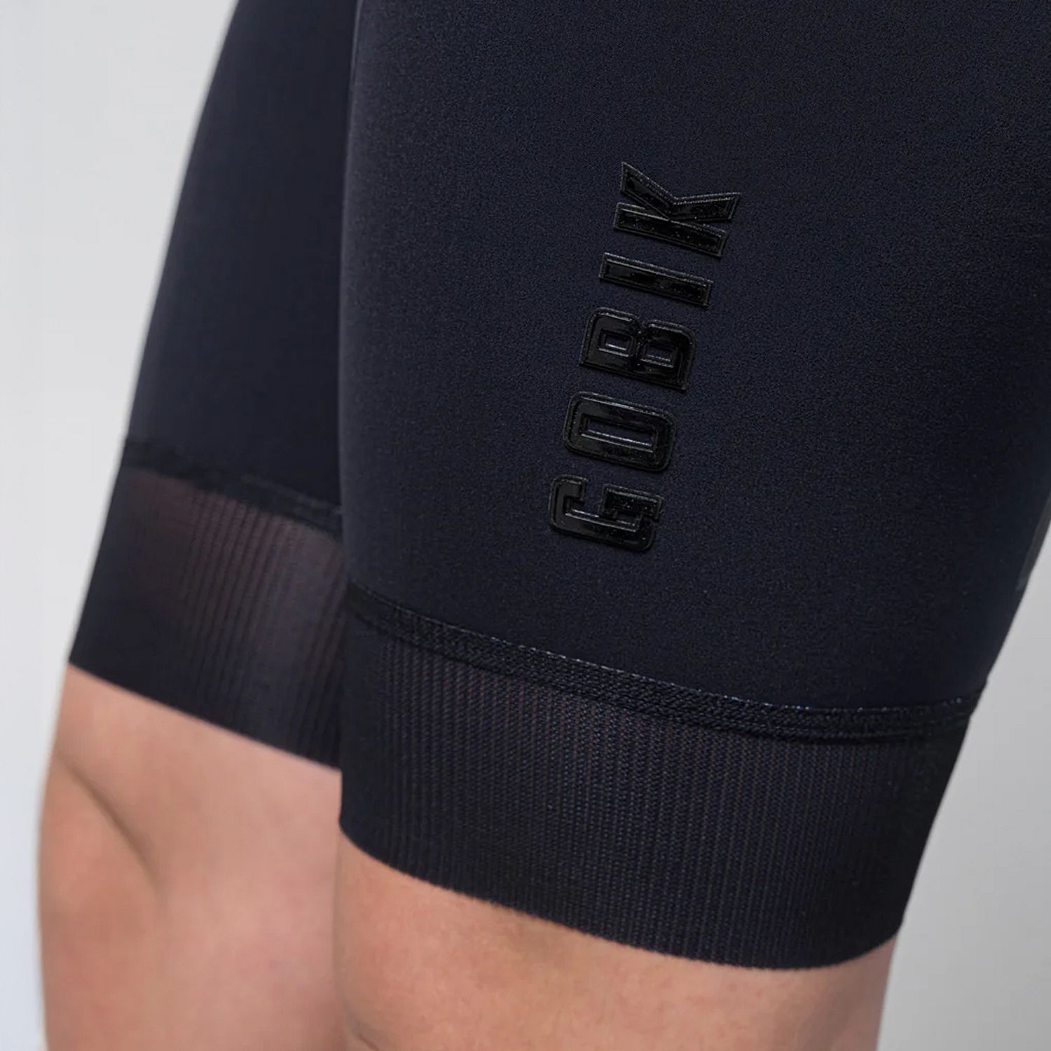 106205-Gobik-Revolution-2.0-bibshort-ultrablue-dames-afbeelding-5