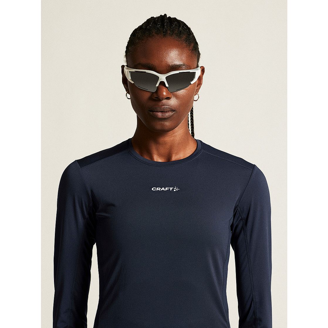 115217-Craft-ADV-Essence-2-hardloopshirt-lange-mouw-donkerblauw-dames-afbeelding-4