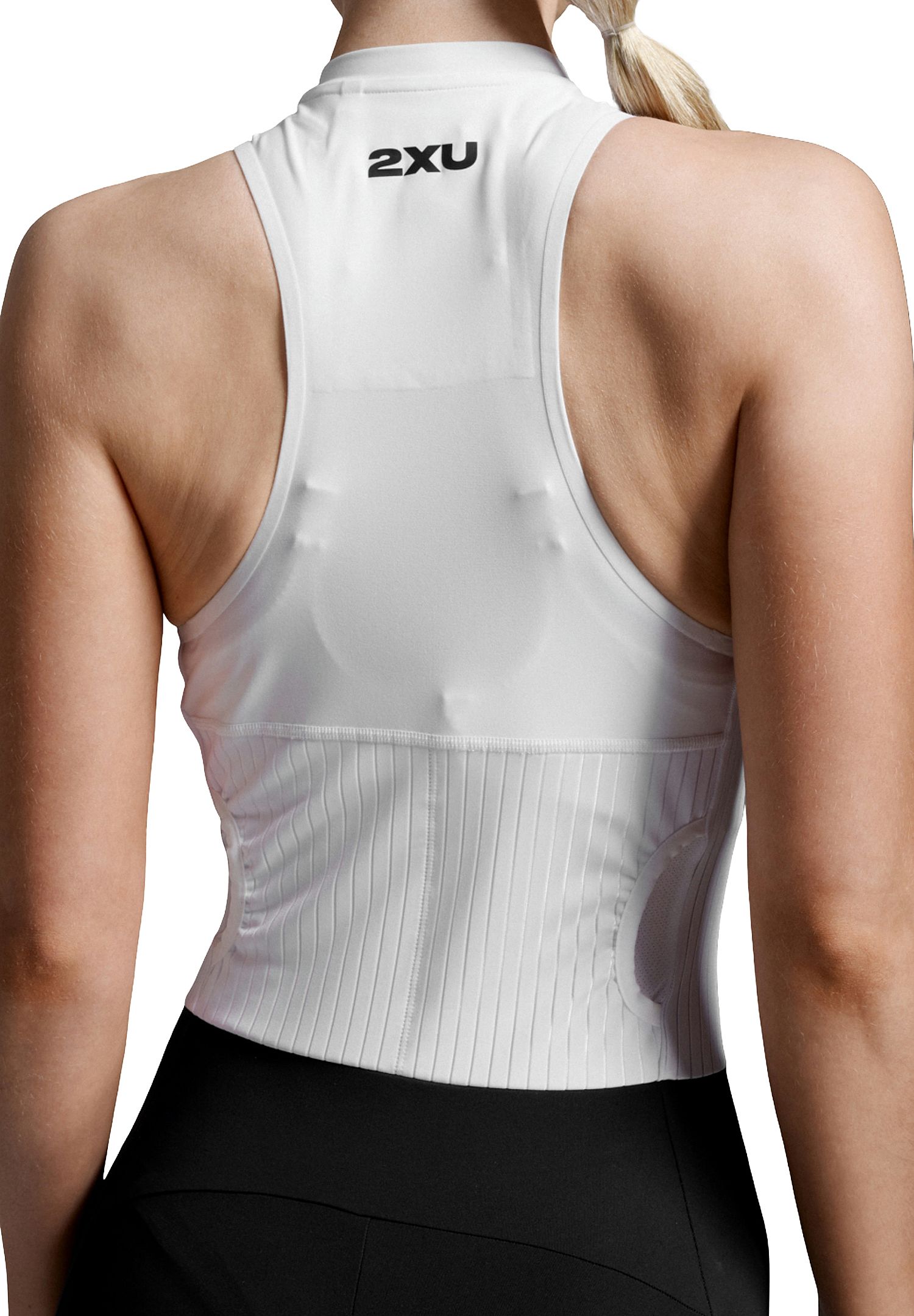 141908-2XU-Light-speed-react-trisuit-mouwloos-BlackWhite-dames-afbeelding-4
