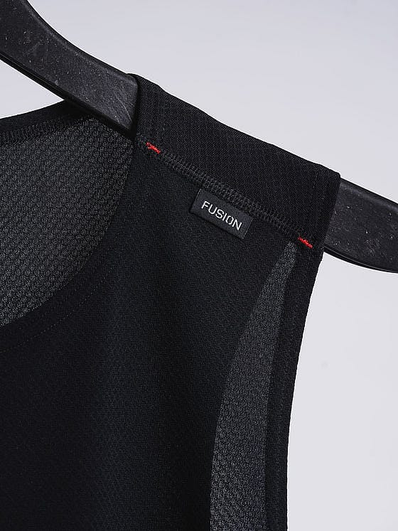 115741-Fusion-run-singlet-zwart-heren-afbeelding-2