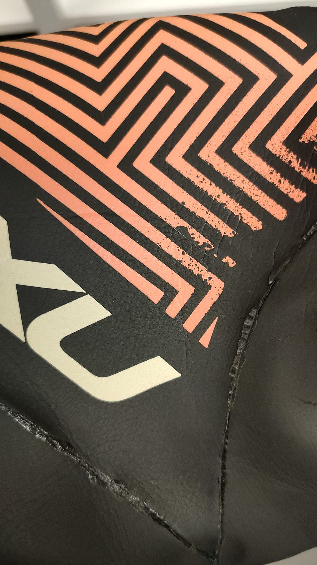 95158-2XU-Propel-pro-LS-wetsuit-zwartroze-dames-demo-maat-SM---WGBR196-afbeelding-2