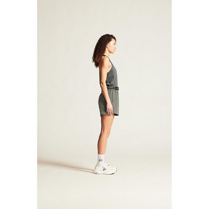 121102-Craft-ADV-Essence-2-hardloop-singlet-grijs-dames-afbeelding-3