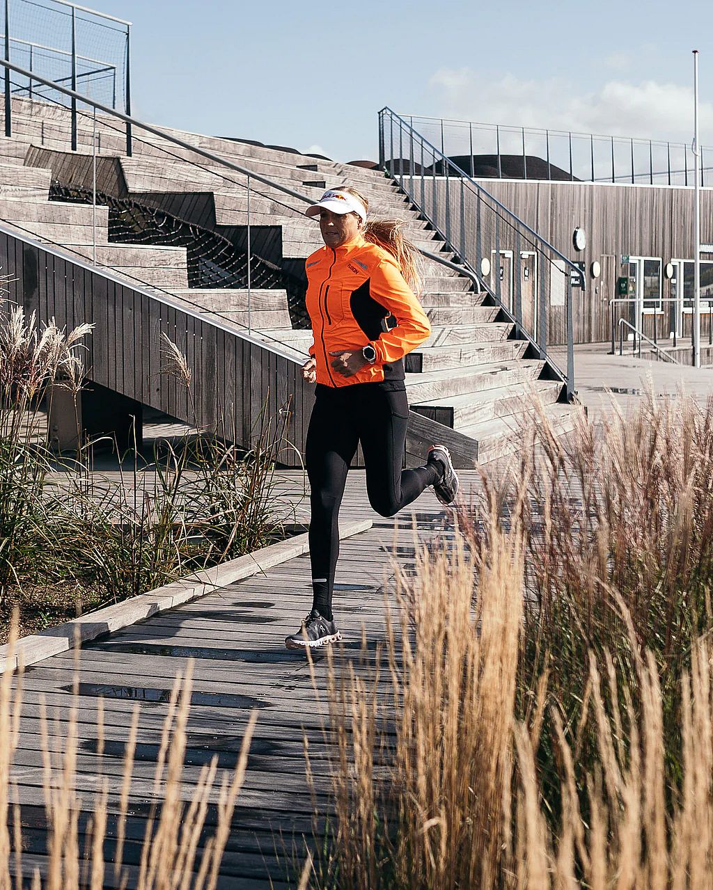 94513-Fusion-S1-Run-Jacket-oranje-dames-afbeelding-5