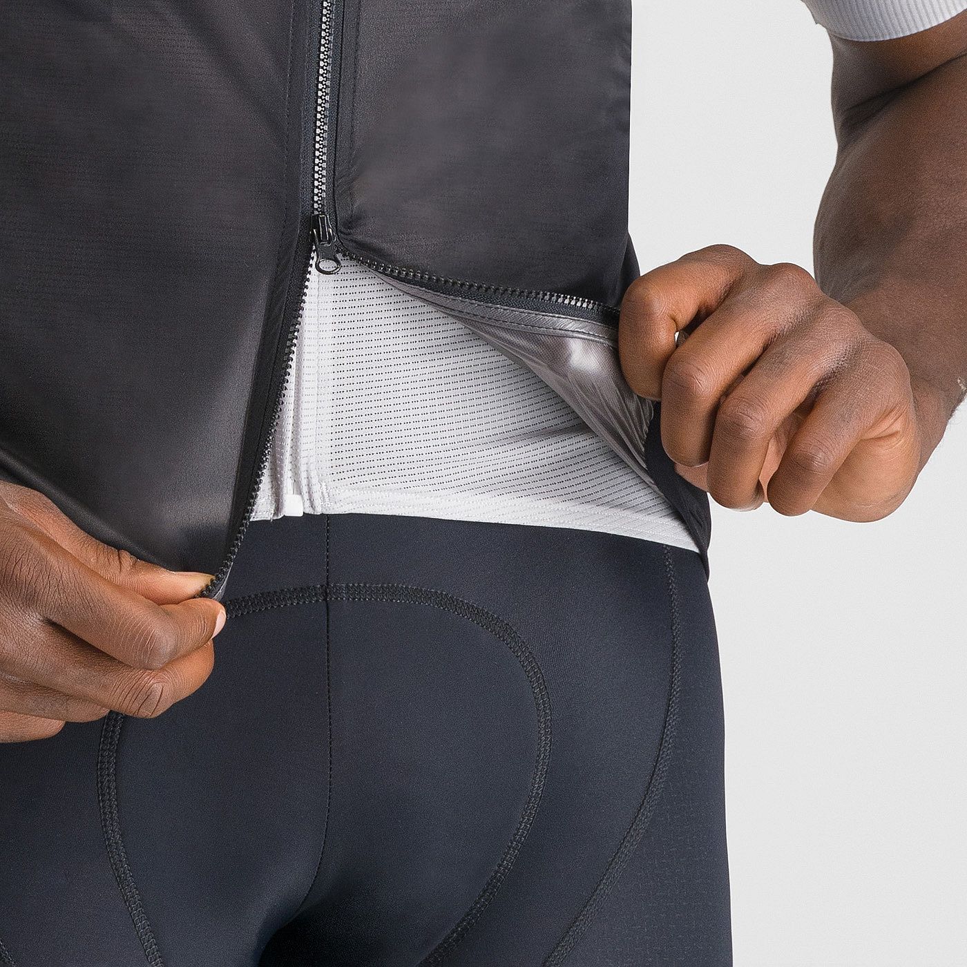 142066-Sportful-light-air-vest-black-heren-afbeelding-5