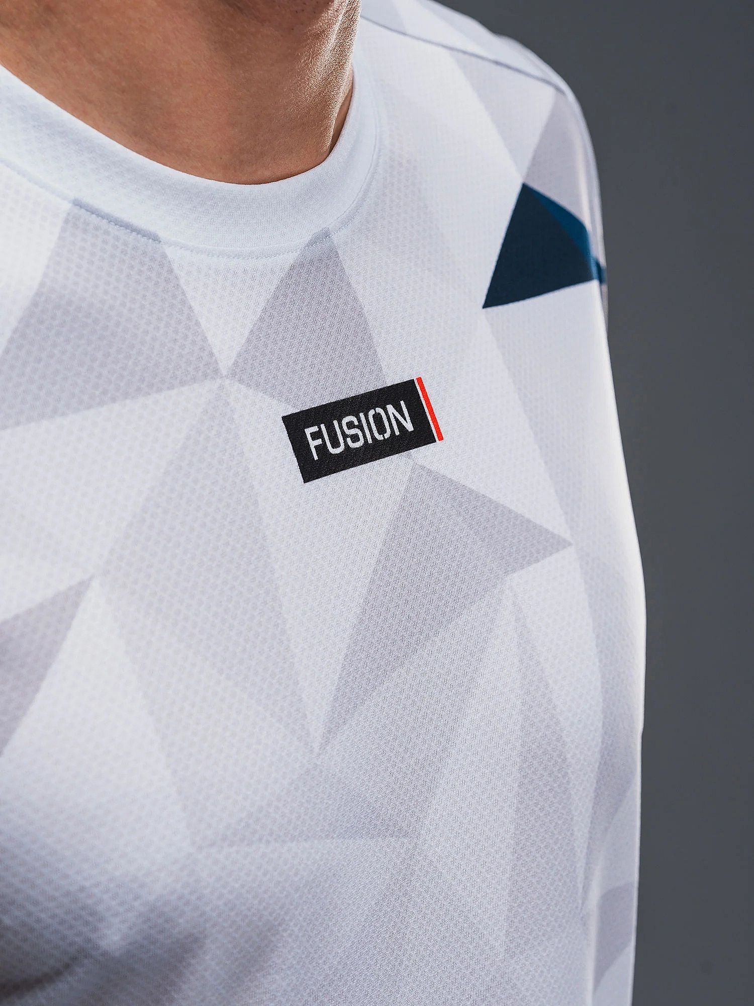 143284-Fusion-Tempo-Run-T-shirt-blauw-unisex-afbeelding-3