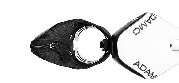 37103-XLAB-Aero-Pouch-300-zadeltas-zwart-afbeelding-4