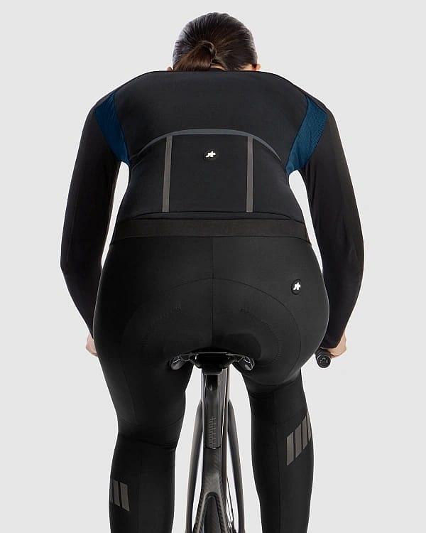 118502-Assos-Dyora-R-Habu-Winter-Jacket-S11-blauw-dames-afbeelding-5