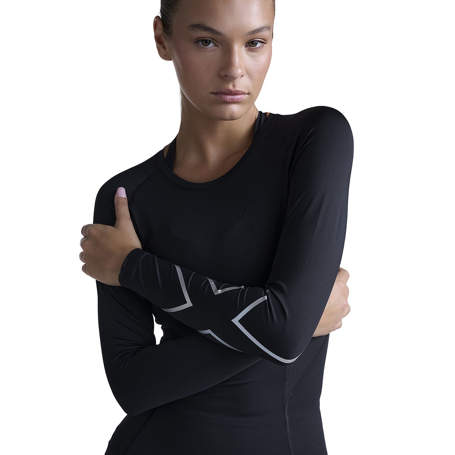 141895-2XU-Core-Compression-hardloopshirt-lange-mouw-BlackSilver-dames-afbeelding-6