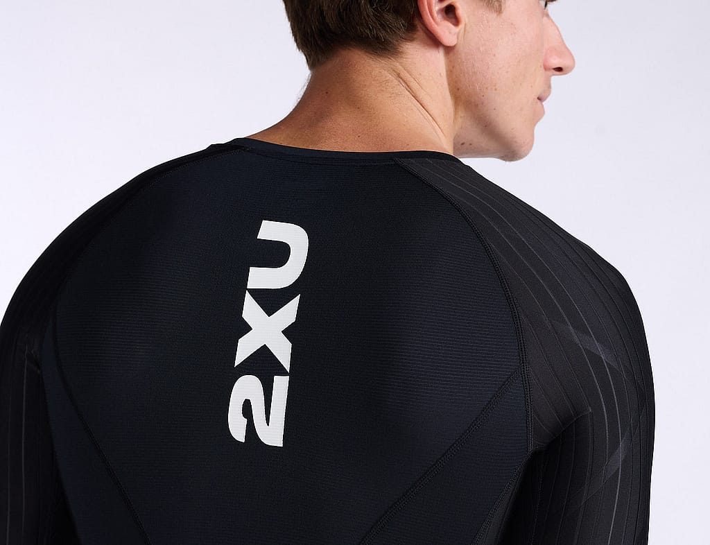 75590-2XU-Aero-trisuit-korte-mouw-zwart-heren-afbeelding-5