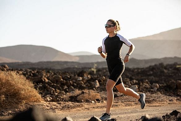 77924-Orca-Athlex-Aero-race-trisuit-korte-mouw-zwartwit-dames-afbeelding-4