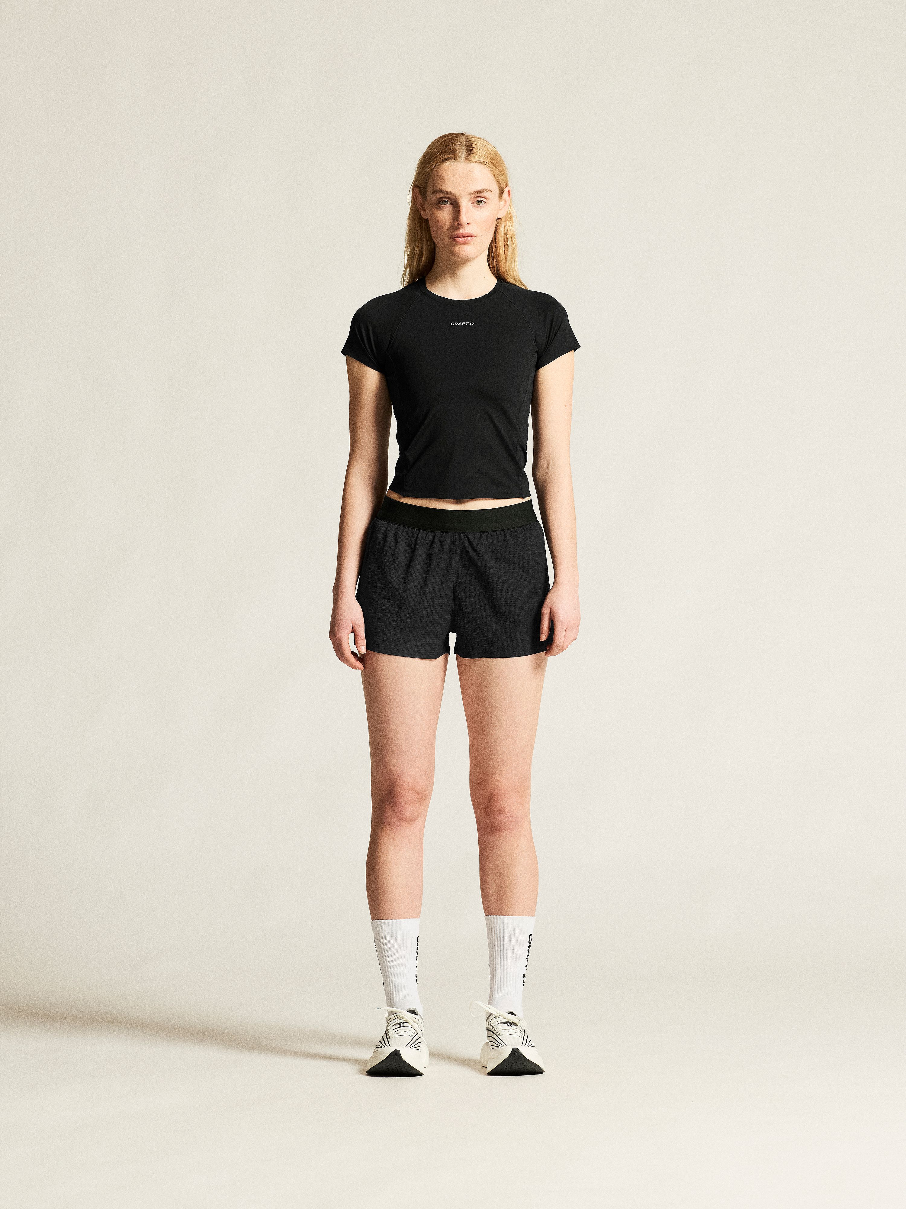 143198-Craft-hypervent-hardloopbroek-kort-dames-black-afbeelding-3