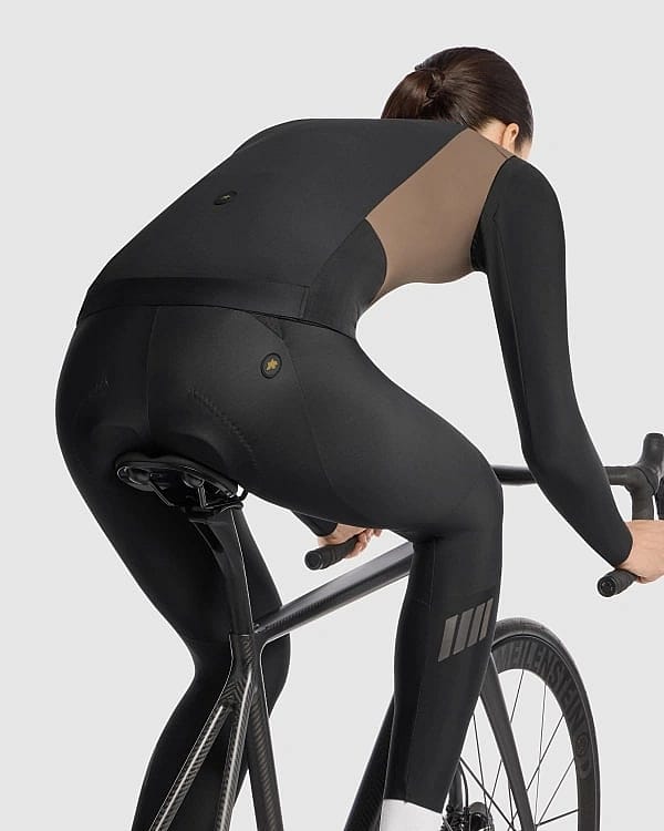 118755-Assos-UMA-GTV-springfall-S11-vest-terra-sand-dames-afbeelding-7