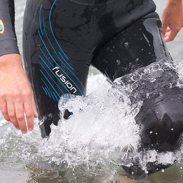 48972-Blueseventy-Fusion-wetsuit-dames-afbeelding-4