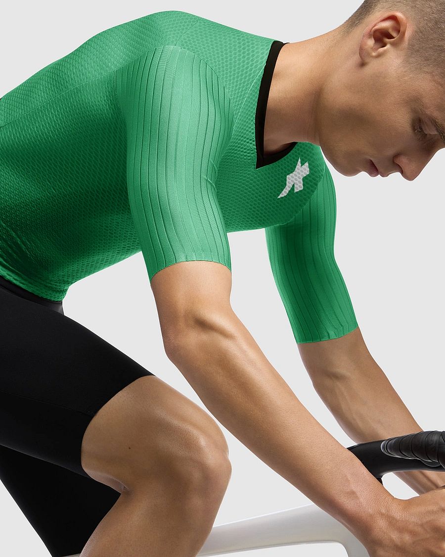 141205-Assos-Equipe-RSR-S11-fietsshirt-Viper-Green-heren-afbeelding-4