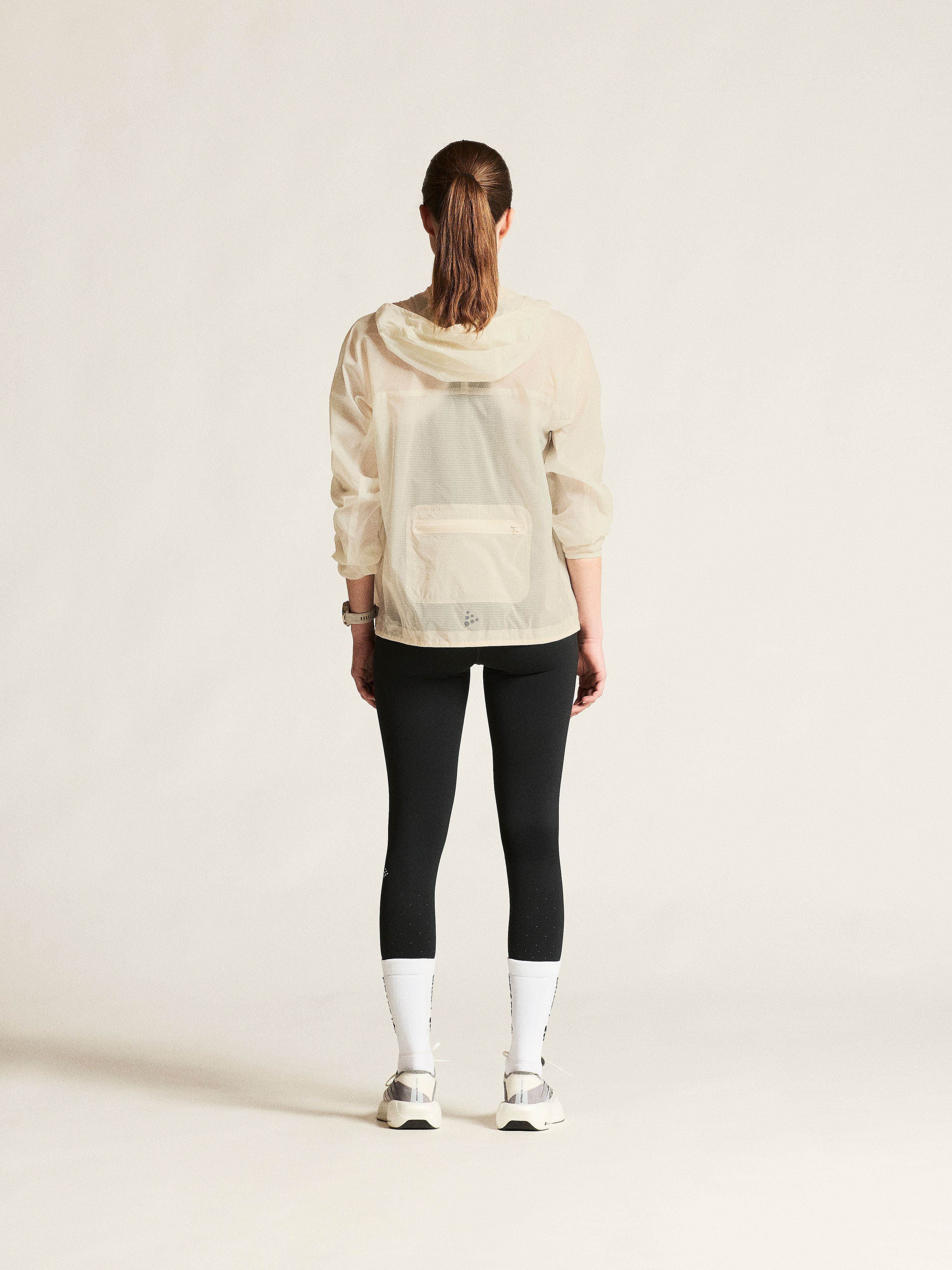 142542-Craft-hypervent-light-wind-jack-dames-tofu-afbeelding-5