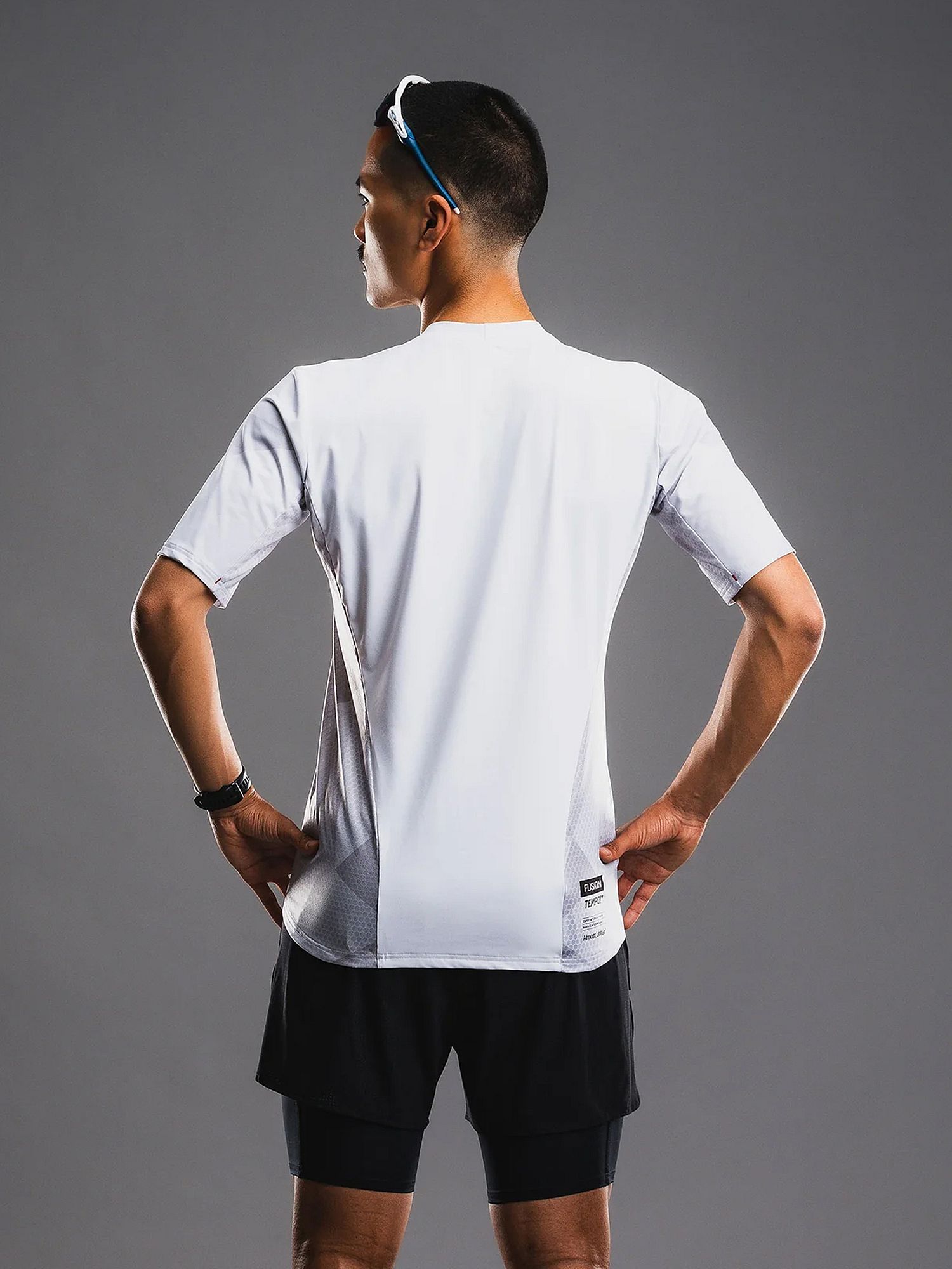 144558-Fusion-Tempo-Pro-Trail-T-shirt-heren-witgrijs-afbeelding-2