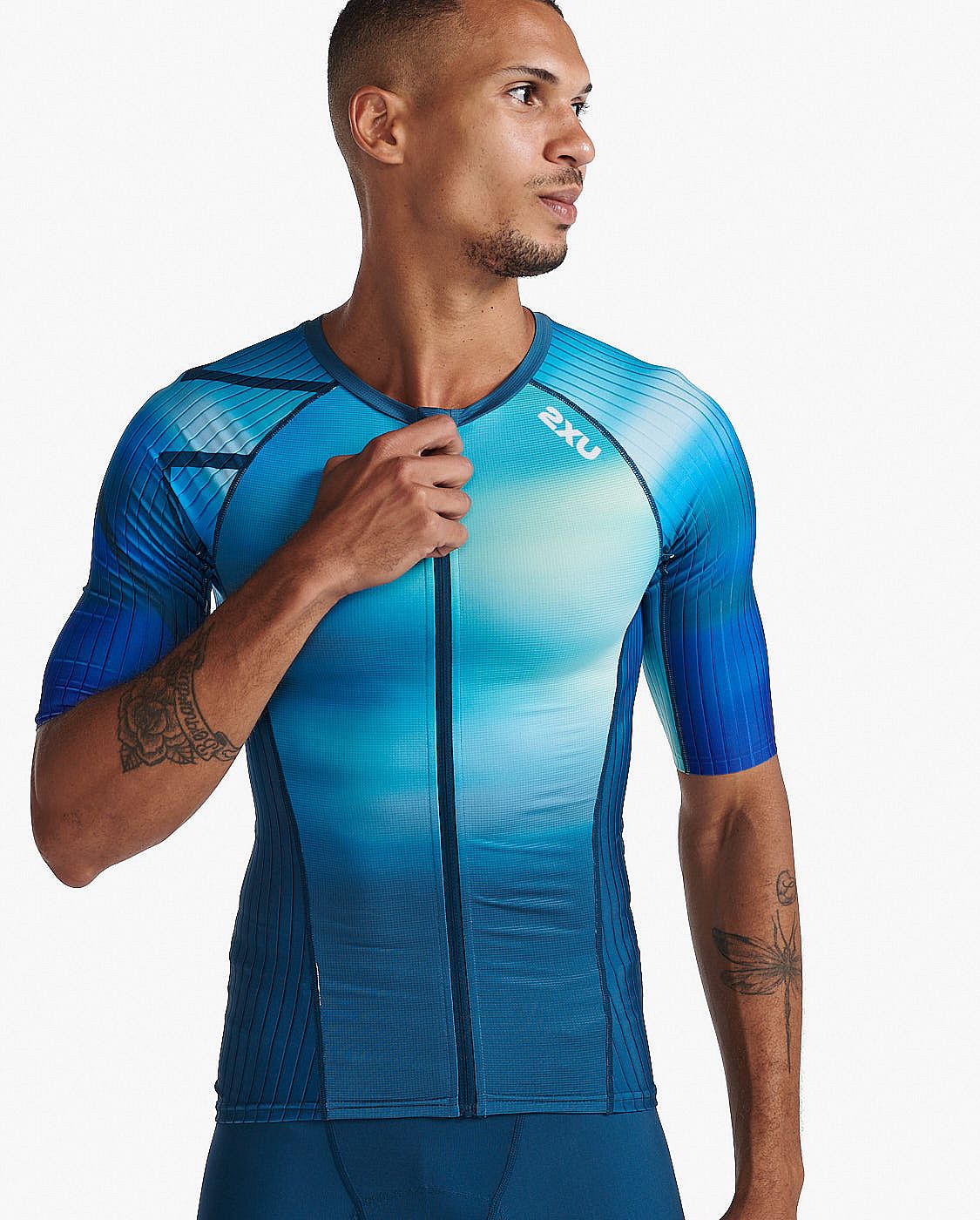 97895-2XU-Aero-tri-top-korte-mouw-blauw-heren-afbeelding-3