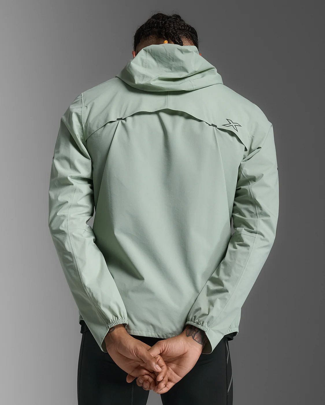 113592-2XU-Ignition-Shield-Jacket-EucalyptusBlack-Reflective-Heren-afbeelding-2