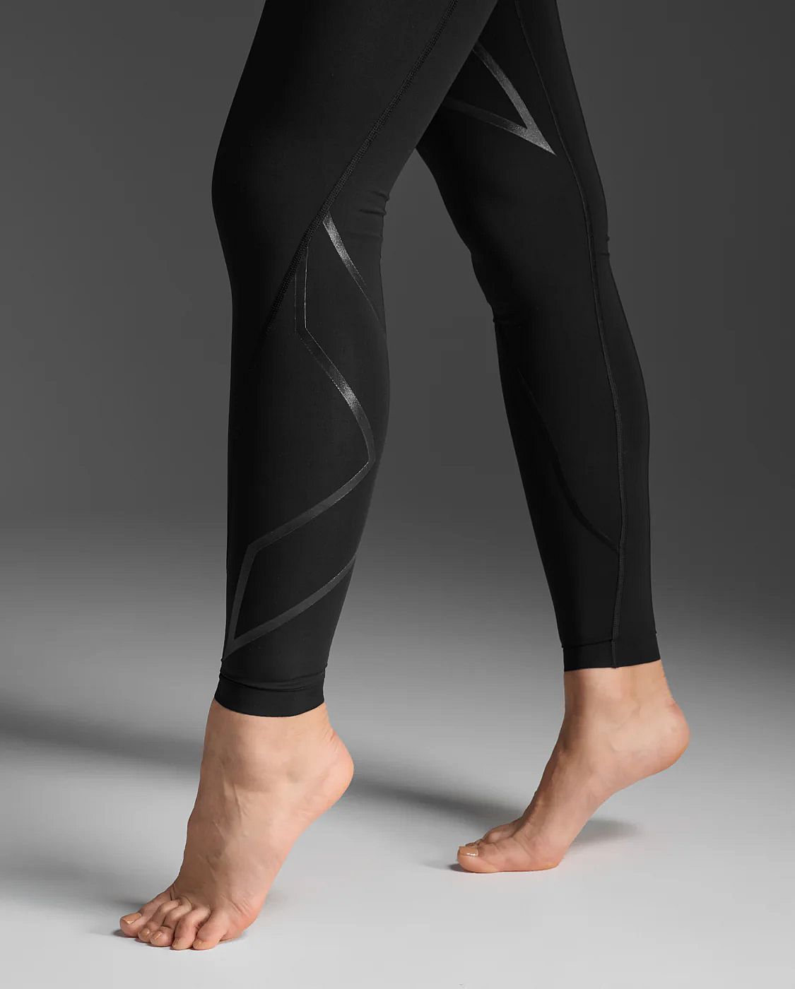 86861-2XU-Refresh-Recovery-Compressie-Tight-BlackNero-Dames-afbeelding-6