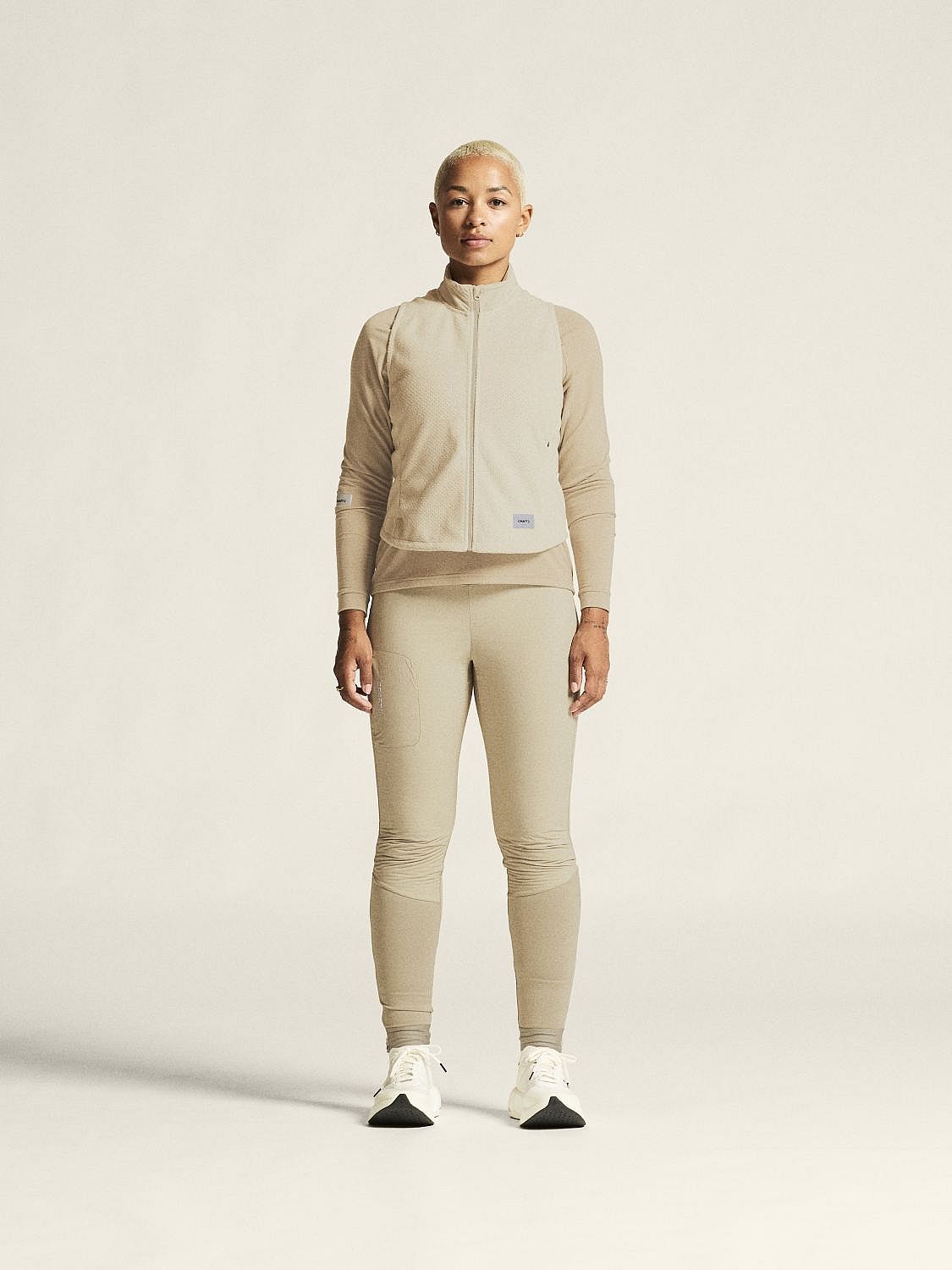 121216-Craft-Subz-Fleece-hardloopvest-mouwloos-beige-dames-afbeelding-2
