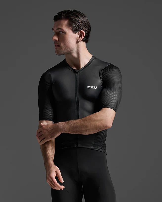113335-2XU-Aero-Hex-Tri-top-korte-mouw-BlackWhite-Heren-afbeelding-2