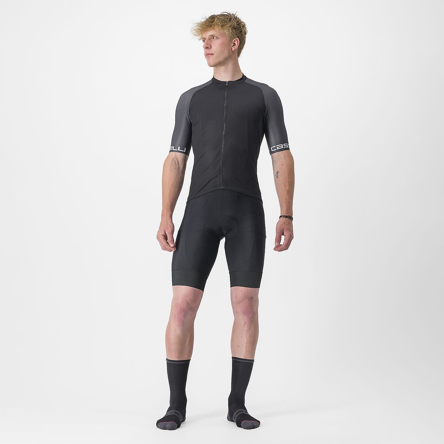 87448-Castelli-Entrata-korte-mouw-fietsshirt-zwart-heren-afbeelding-6